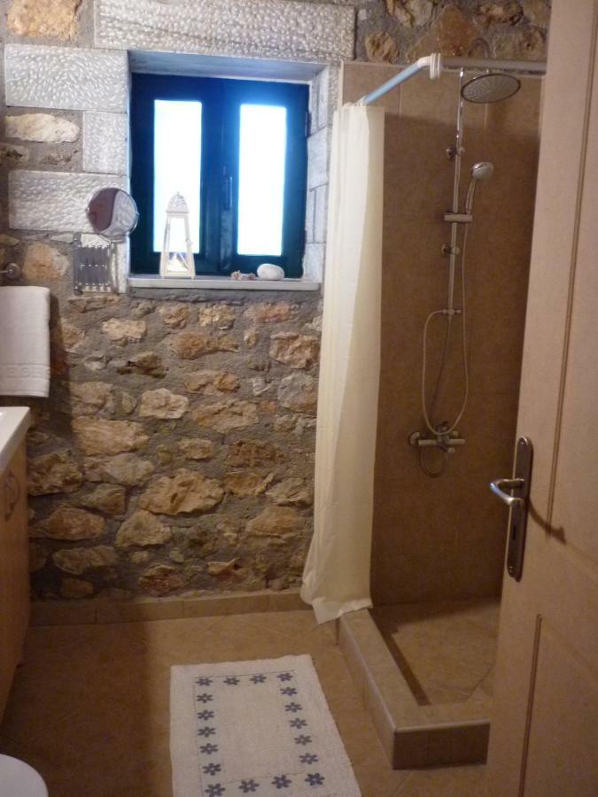 Big Blue Gytheio Traditional Stone Built Residence "Απέραντο Γαλάζιο" Πετρόκτιστη Κατοικία Luaran gambar