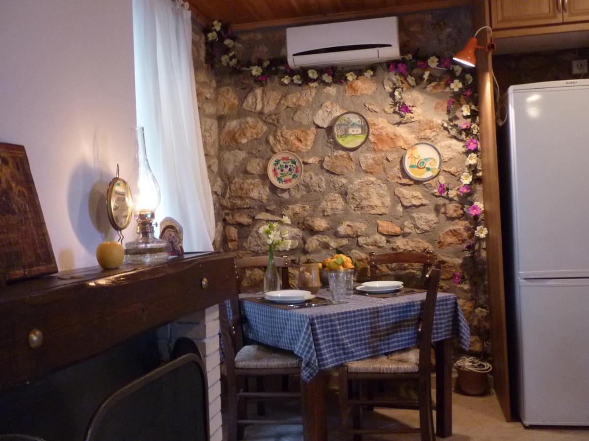 Big Blue Gytheio Traditional Stone Built Residence "Απέραντο Γαλάζιο" Πετρόκτιστη Κατοικία Luaran gambar